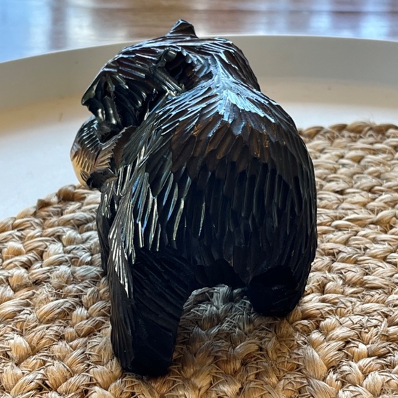 Artisan bear wood carving with fish unmarked likely Ainu art Hokkaido Japan - Picture 8 of 17